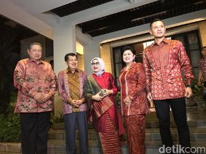 SBY-JK Cipika Cipiki di Momen Silaturahmi