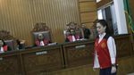 Hujan Iringi Vonis 4 Tahun Jennifer Dunn
