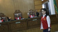 Dipersidangan Jennifer Dunn divonis empat tahun penjara. Pool/Palevi S/detikFoto.