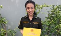 Peeraya Saena memberikan pertolongan CPR pada korban kebakarn, tapi malah dibully netizen karena pakaiannya dianggap terlalu seksi.