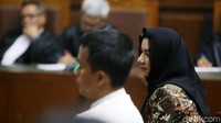 Rita Widyasari diyakini menerima uang gratifikasi Rp 248 miliar terkait perizinan proyek pada dinas Pemkab Kukar.