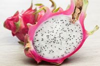 Ini Cara Praktis Kupas Nanas, Apel hingga Semangka 
