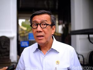 Menkum HAM Teken Permen Napi Lansia, Disiapkan untuk Baasyir?