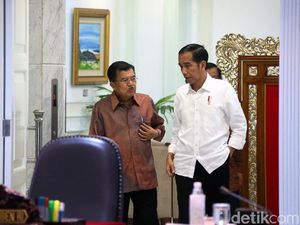 Jokowi Minta BUMN Kurangi Bahan Baku Impor