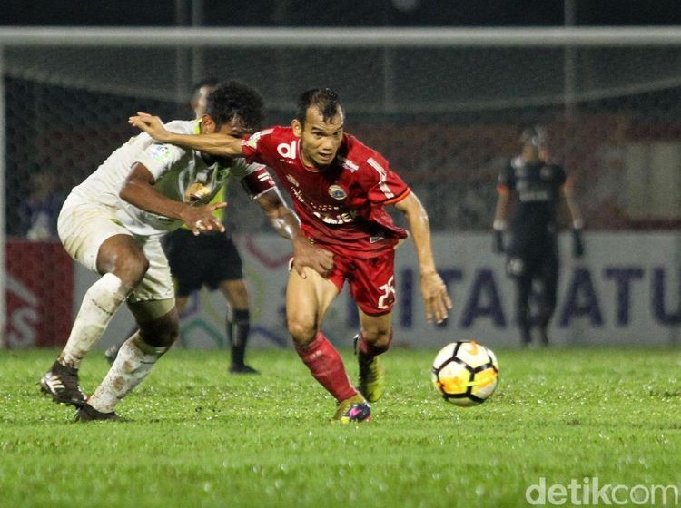 Persija vs Persebaya Sama Kuat