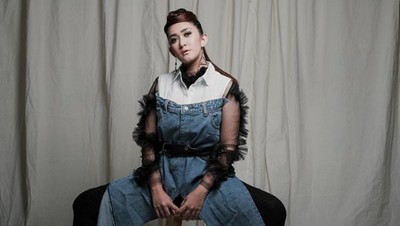Masih Sendiri, Nafa Urbach Nunggu Iqbaal Ramadhan?