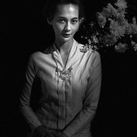 Jika Paula memilih busana tradisional di hari besarnya, mungkin akan seperti ini penampilannya. Cantik dan anggun walau dengan riasan natural. Foto: Dok. Instagram/Paula Verhoeven