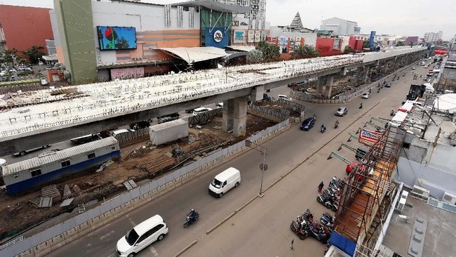 Fakta Seputar LRT Dibangun Pakai Tiang Tinggi-tinggi
