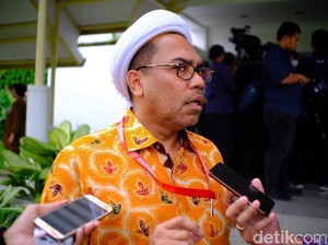 Komisioner Ombudsman Vs Ngabalin soal Dukungan ke Capres