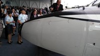 PTDI berhasil melakukan ferry flight dua unit pesawat NC212i dengan kode registrasi AX-2119 dan AX-2120 untuk Philippine Air Force dari Bandara Internasional Husein Sastranegara, Bandung, Indonesia menuju Clark Air Base, Mabalacat City, Pampanga, Filipina. Istimewa/PT Dirgantara Indonesia.