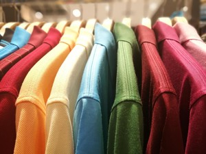 Warna Baju yang Kamu Kenakan Hari Ini Bisa Menunjukkan Kepribadianmu