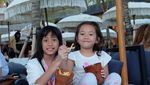 Lucunya Si Kecil Ulla, Anak Ersa Mayori Kalau Sedang Makan Sashimi dan Es Krim