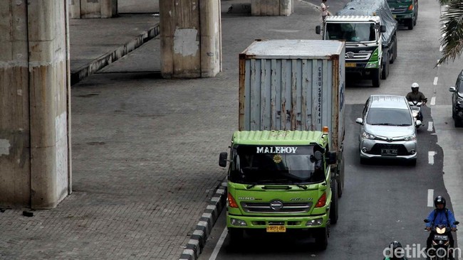 Impor Ditekan, Neraca Dagang RI di September Surplus