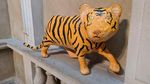 Ini Patung Mirip Macan Cisewu yang Laku Hampir Rp 15 Juta di London