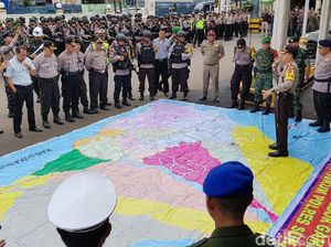 Jurus TNI-Polri Sukabumi Halau Kerusuhan Saat Pencoblosan