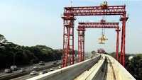 LRT Jabodebek tahap I terbagi atas 3 lintasan yakni rute Cibubur-Cawang, Bekasi-Cawang dan Cawang-Dukuh Atas. Rengga Sancaya/detikcom.