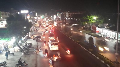 Hari ke-6, Jalanan Pekanbaru Gelap karena Nunggak Listrik Rp 37 M