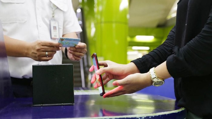 Ini Kelebihan Beli Tiket Kereta Via Aplikasi