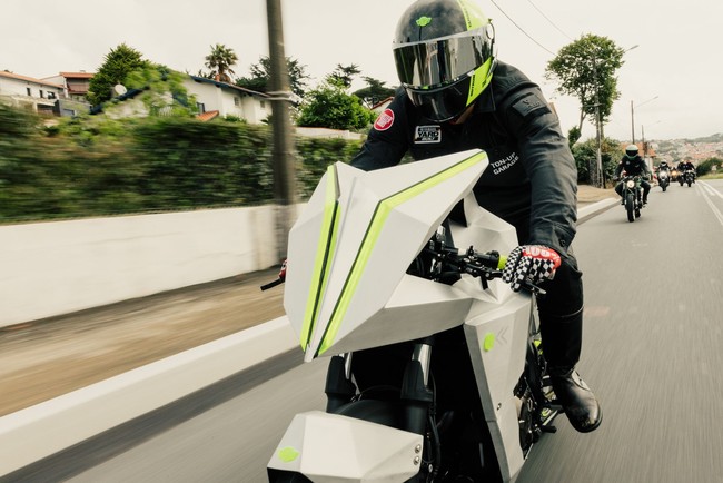 Motor Retro Yamaha Dimodifikasi Jadi 6 Gaya Keren Motor Retro Yamaha Dimodifikasi Jadi 6 Gaya Keren
