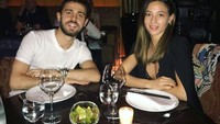 Wah lagi dinner bareng siapa nih? Bernardo mengatakan momen santainya ini dilakukan saat libur Hari Buruh Internasional. Foto: Instagram @bernardocarvalhosilva