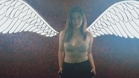 Shaloom kini menjadi remaja yang cantik dan seksi. Dok. Instagram/sharazaaa