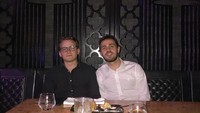 Lewat instagram pribadinya @bernardocarvalhosilva, pria ini sering terlihat makan bersama teman-temannya. Kali ini foto saat ia menyantap makanan bersama kawannya di Manchester. Foto: Instagram @bernardocarvalhosilva