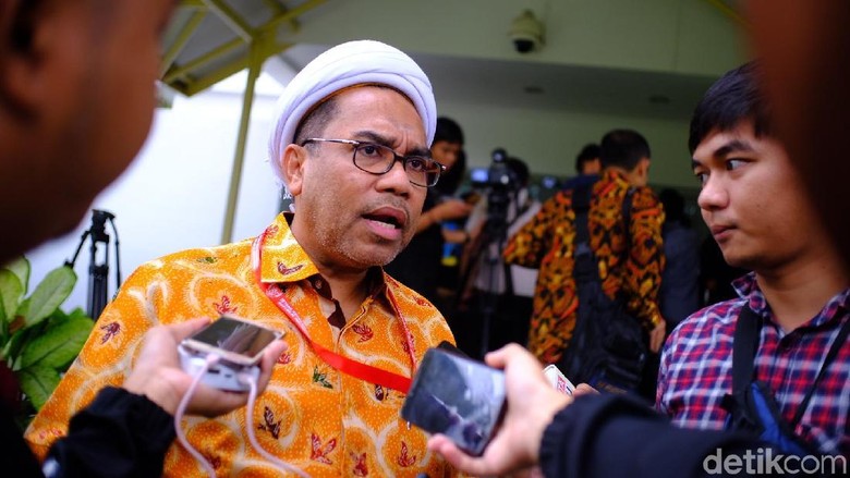 Amien Tuding Akuisisi Freeport Bohong, Ngabalin: Siapkan Data Pak Tua Amien Tuding Akuisisi Freeport Bohong, Ngabalin: Siapkan Data Pak Tua