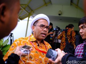 Ngabalin ke Kubu Sebelah: Salam dari Jokowi, Si Jenderal Kancil