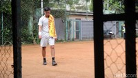 Salah satu gambarannya ditunjukkan pada play off Grup II Piala Davis Zona Asia-Oceania. Indonesia berada dalam posisi terjepit itu setelah dikalahkan Filipina 1-4 di babak pertama ajang tenis beregu itu. Dalam ajang itu, PP Pelti tak menyertakan Christo. Untuk tetap bertahan di Grup II, Indonesia harus menjalani babak play off menghadapi Sri Lanka. PP Pelti tak memiliki banyak pilihan. Mereka memanggil Christo pulang.