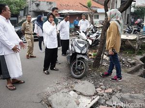 Cegah Banjir, Risma Tinjau Lokasi Rencana Pembuatan Saluran
