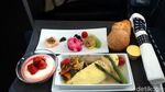 Foto: Kelas Bisnis Japan Airlines yang Mewah & Nyaman