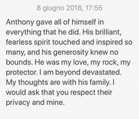Kekasih Anthony Bourdain Curhat Kesedihannya Ditinggal Sang Pacar