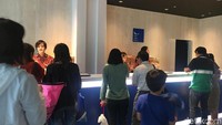 Traveler juga tak perlu repot membawa handuk. Karena saat pertama kali masuk ke Mina-mina Beach para staff membacakan aturan serta memberikan dua handuk. Handuknya bisa digunakan usai berenang ataupun spa. (Dina Rayanti/detikTravel)
