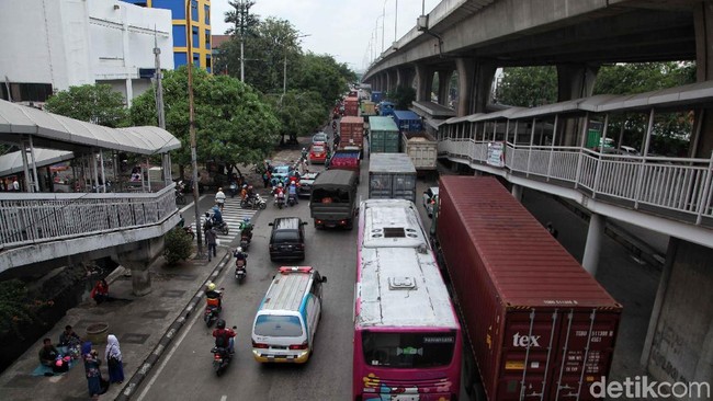 Impor Ditekan, Neraca Dagang RI di September Surplus
