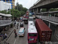 Impor Ditekan, Neraca Dagang RI di September Surplus