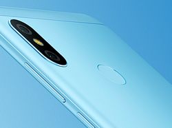 Penampakan Redmi 6 Pro Berkamera Ganda dan Berponi