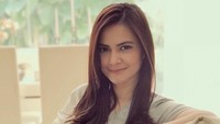 Banyak netizen yang memuji kecantikan ibu satu anak itu. Dok. Instagram/cuttaryofficial