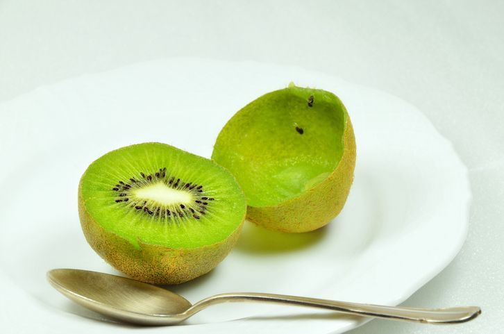 kupas kiwi