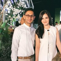 Padahal ia tak pernah diet. Ia mengaku makan apa saja tanpa dibatasi, tapi makannya dalam porsi sedikit.  Foto: dok. Instagram (cuttaryofficial)