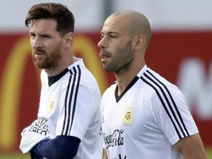 Video Mascherano Reunian dengan Messi, Bakal Jadi Pelatih Inter Miami