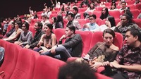 Seperti saat premiere film The Nekad Traveler yang dibintanginya. Foto: Instagram Maudy Ayunda
