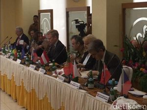 PKS Terima Kunjungan 13 Duta Besar Negara Anggota Uni Eropa