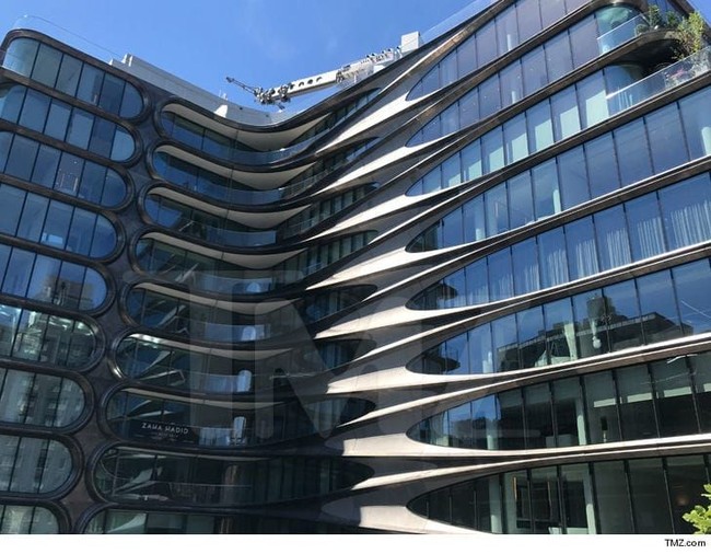 Tempat tinggal mereka akan berhadapan langsung dengan pemandangan kota New York dan Empire State Building, landmark paling populer di Manhattan. Foto: Dok. TMZ