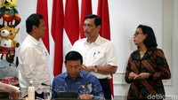 Selama ini pensiunan ASN menerima tunjangan hari tua yang angkanya kecil. Untuk itu, pemerintah ingin agar tunjangan pensiunan tersebut lebih manusiawi dan betul-betul mampu menghidupi pegawai saat masa pensiun.