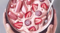 Tak hanya memposting foto, beberapa kali Jose juga menunjukkan video tutorial cara membuat smoothie bowl ini. Banyak pengikut instagramnya yang memuji makanan sehat buatan Jose ini.Foto: Instagram @naturally.jo