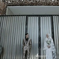 Jasmine pun mengaku banyak menerima pesan dari netizen yang terinspirasi pada pernikahan dirinya. Foto: Instagram @songkofoto