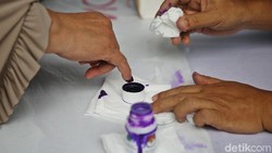 Quick Count Sementara: Ridwan Kamil, Ganjar, dan Khofifah Unggul Quick Count Sementara: Ridwan Kamil, Ganjar, dan Khofifah Unggul