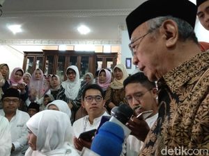 Quick Count Menangkan Khofifah-Emil,Gus Sholah: Warga Jatim Cerdas