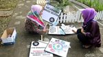 Warga Pekayon Bekasi Asyik Selfie di Booth Instagram