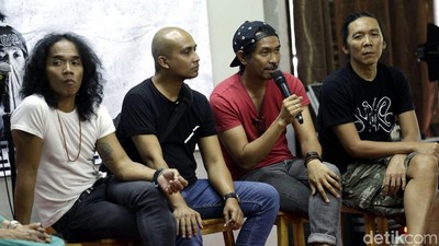 Saat Slank Gelar Halal Bihalal dan Doa Bersama